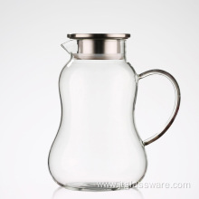 Borosilicate glass iced tea pitcher with lid